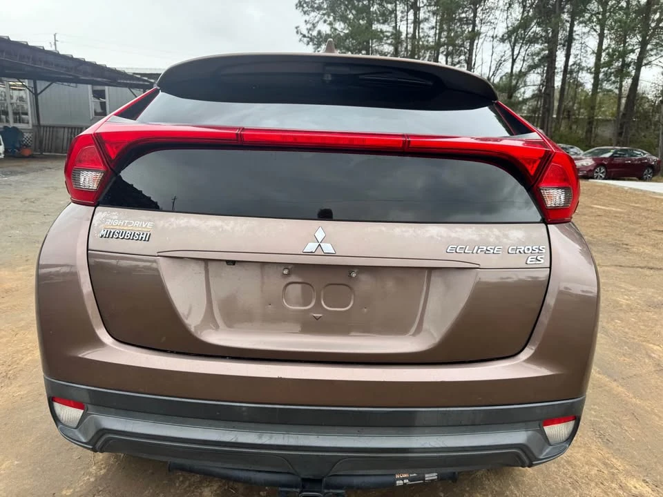 2019 Mitsubishi Eclipse Cross - Image 5 of 9