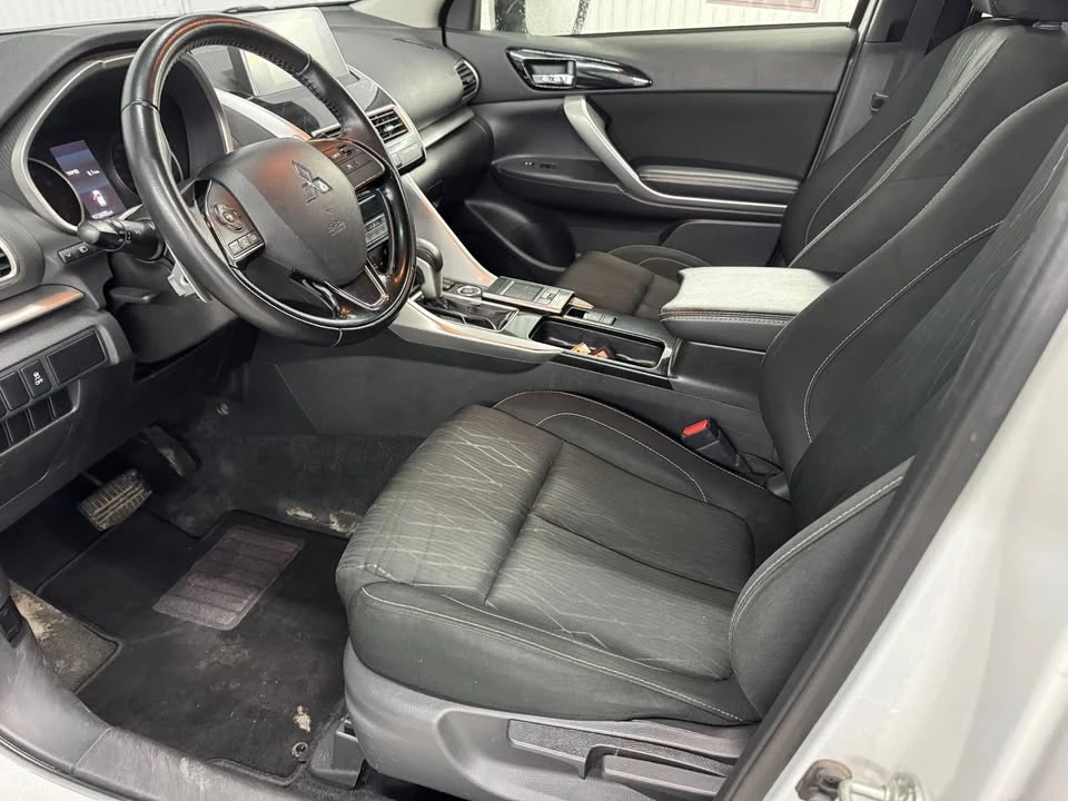 2019 Mitsubishi Eclipse Cross - Image 5 of 20
