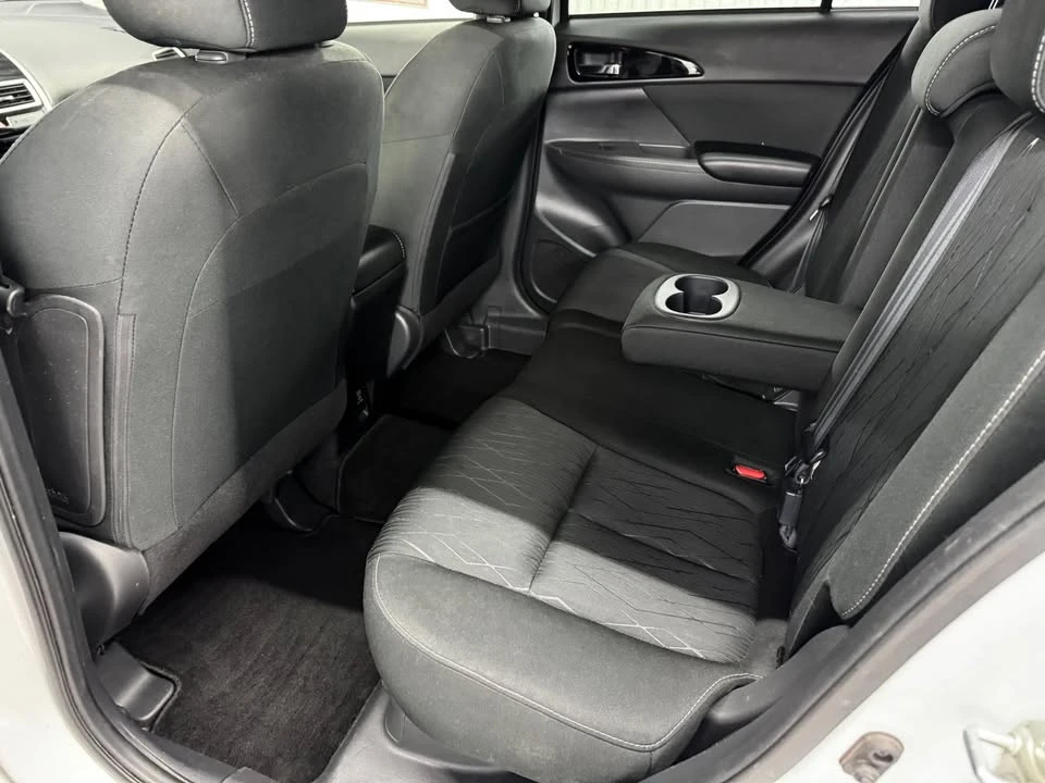 2019 Mitsubishi Eclipse Cross - Image 11 of 20