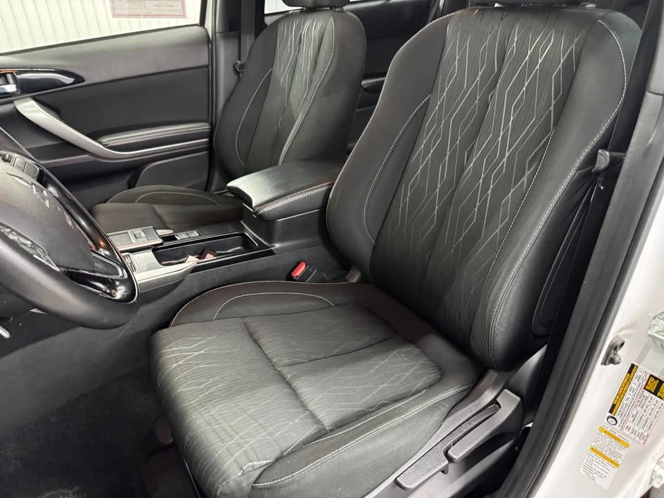 2019 Mitsubishi Eclipse Cross - Image 8 of 20