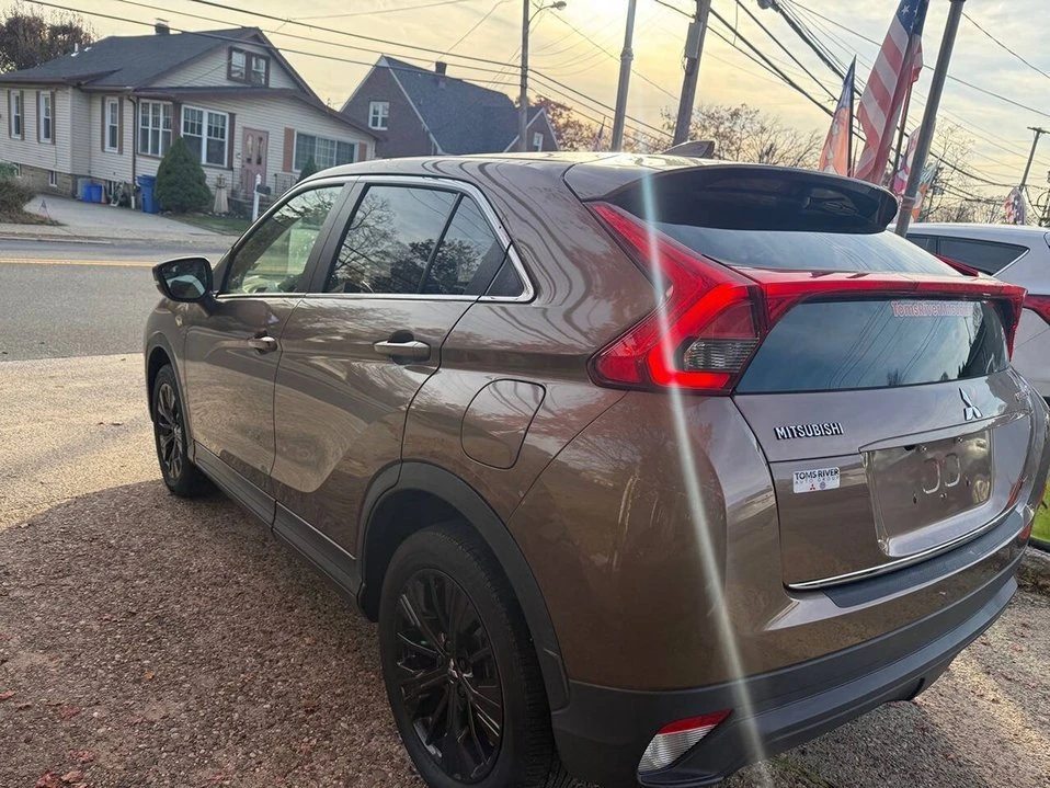 2019 Mitsubishi Eclipse Cross - Image 4 of 9