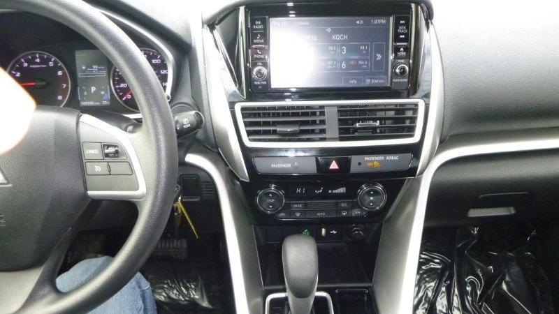 2019 Mitsubishi Eclipse Cross - Image 14 of 16
