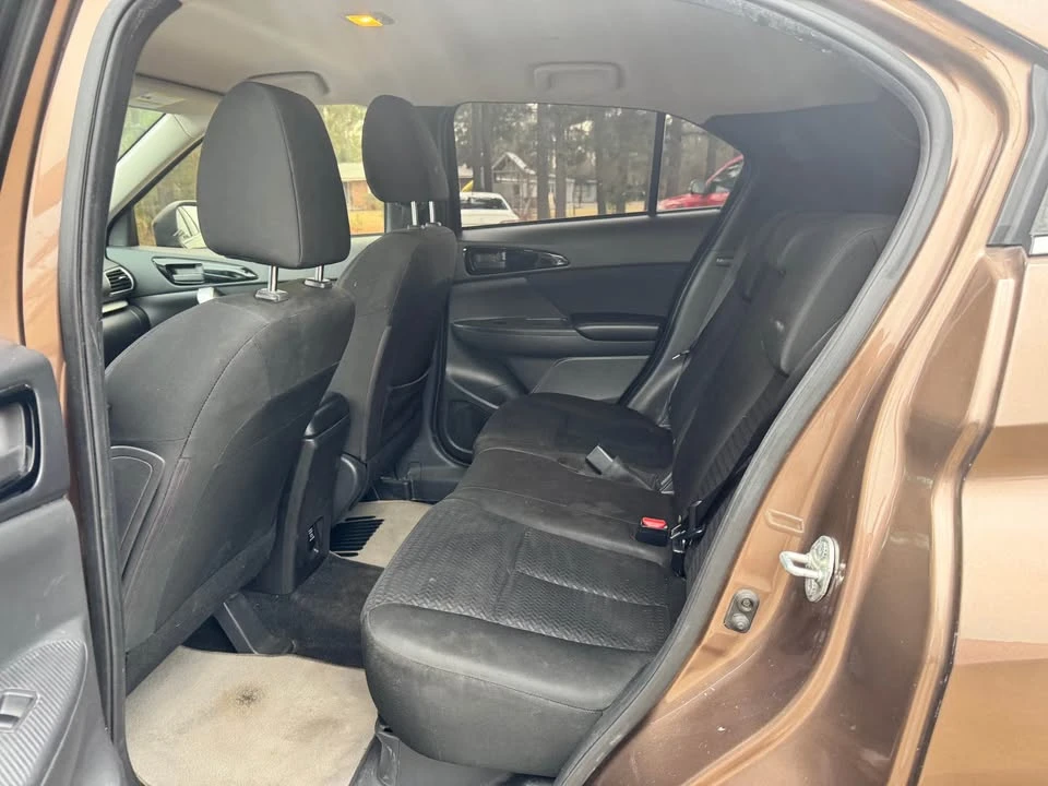 2019 Mitsubishi Eclipse Cross - Image 8 of 9