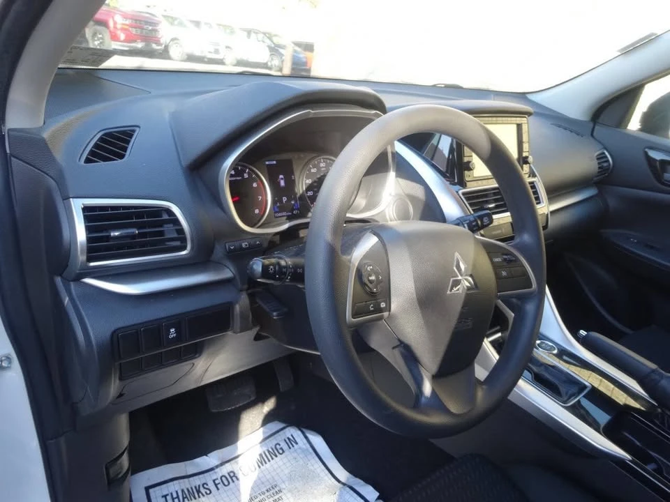 2019 Mitsubishi Eclipse Cross - Image 17 of 20