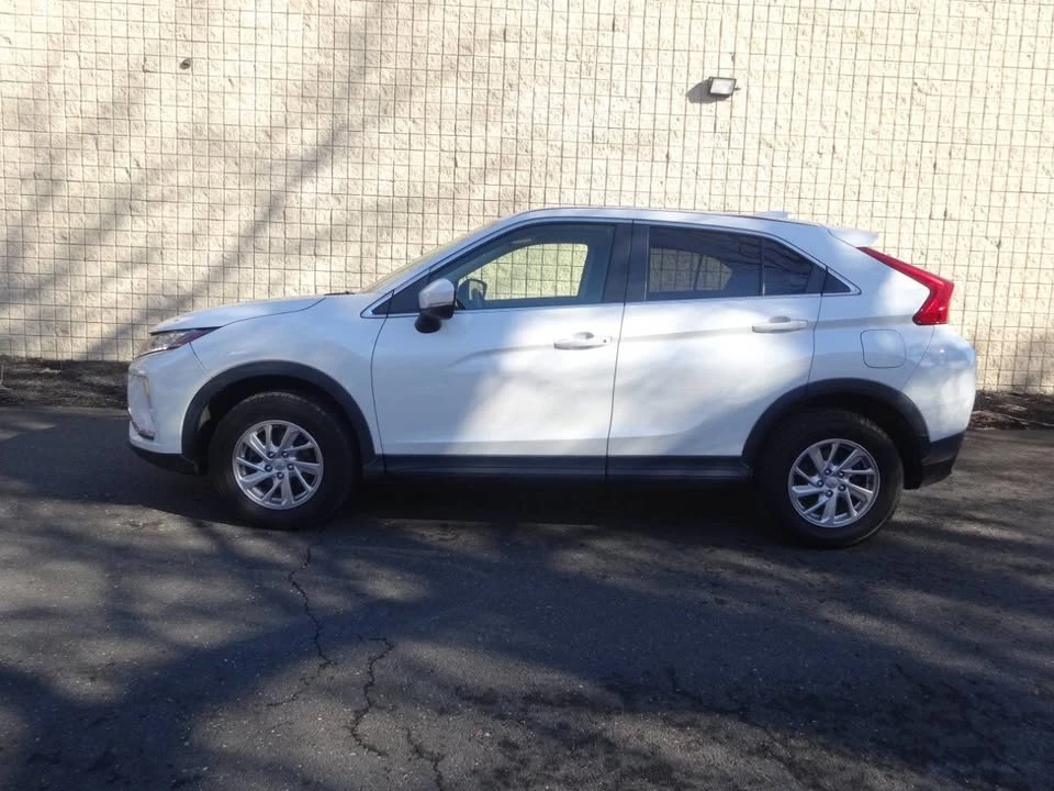 2019 Mitsubishi Eclipse Cross - Image 7 of 20