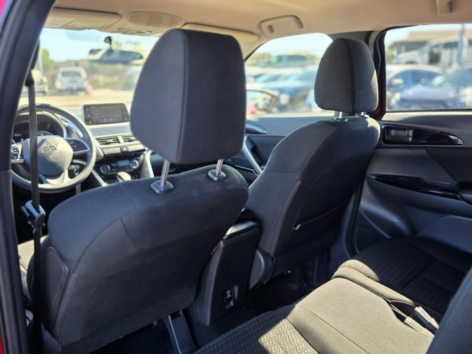 2019 Mitsubishi Eclipse Cross - Image 20 of 20