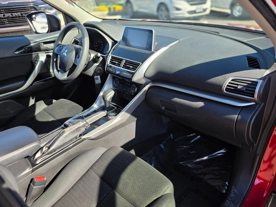 2019 Mitsubishi Eclipse Cross - Image 9 of 20