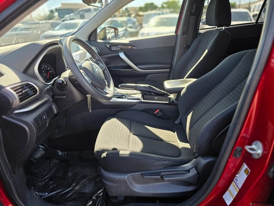 2019 Mitsubishi Eclipse Cross - Image 16 of 20