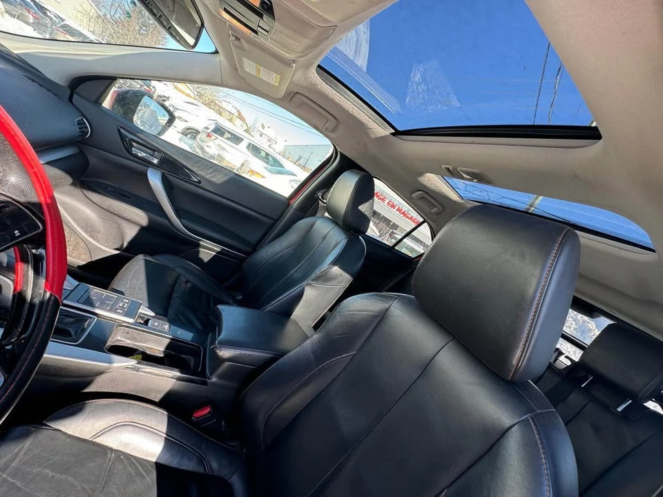 2019 Mitsubishi Eclipse Cross - Image 7 of 19