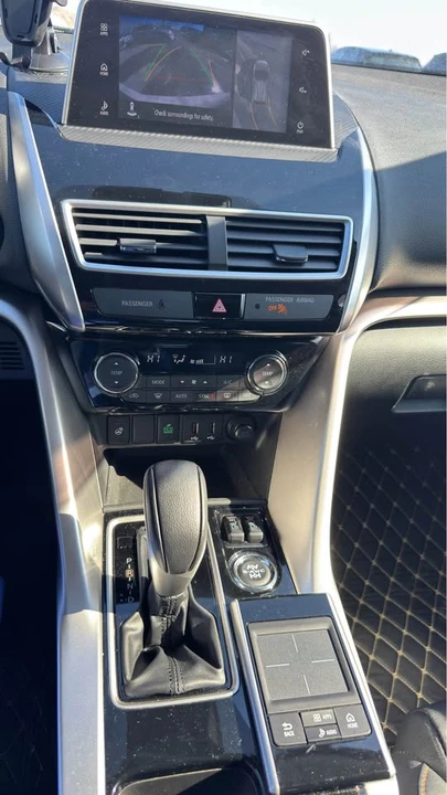2019 Mitsubishi Eclipse Cross - Image 6 of 7