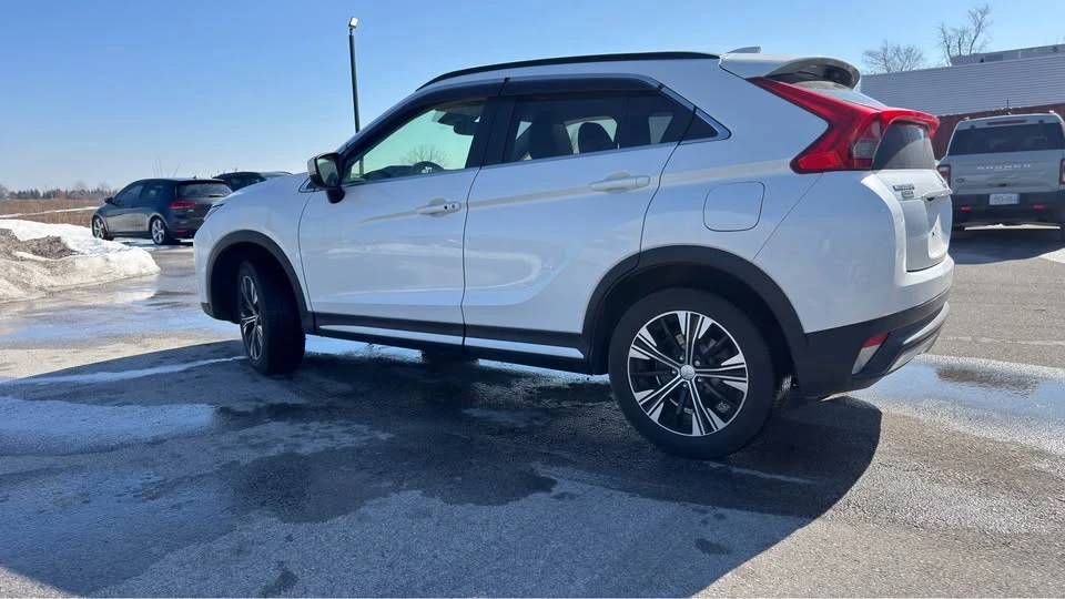 2019 Mitsubishi Eclipse Cross - Image 2 of 7