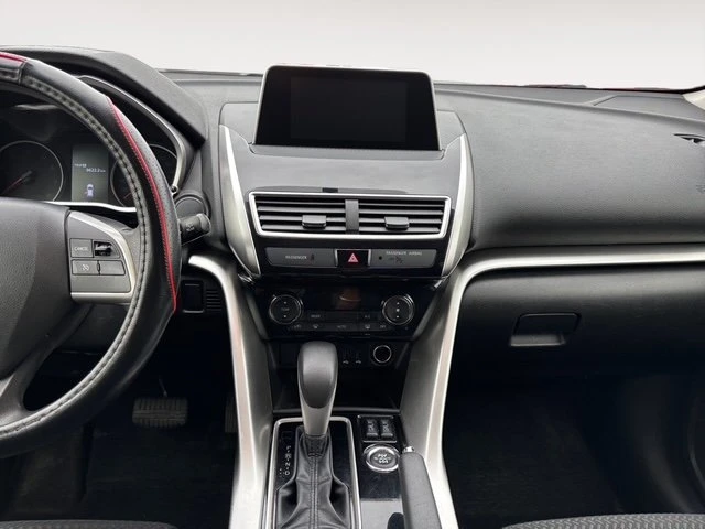 2019 Mitsubishi Eclipse Cross - Image 13 of 20