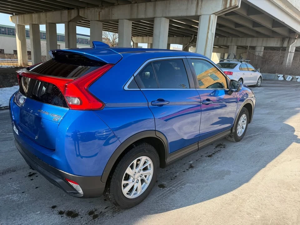 2019 Mitsubishi Eclipse Cross - Image 5 of 15