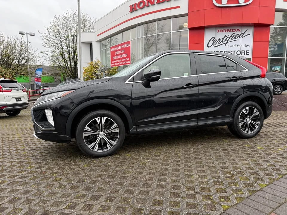 2019 Mitsubishi Eclipse Cross - Image 8 of 20