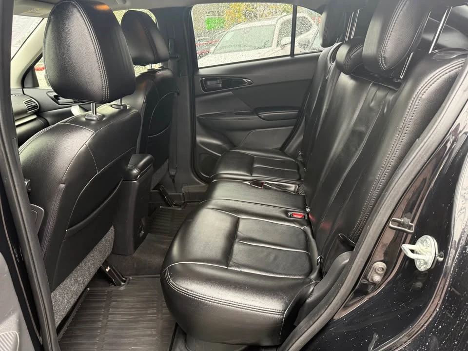 2019 Mitsubishi Eclipse Cross - Image 11 of 20