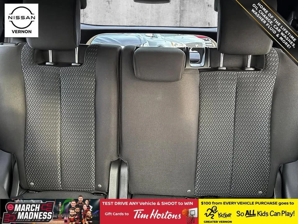 2019 Mitsubishi Eclipse Cross - Image 17 of 19