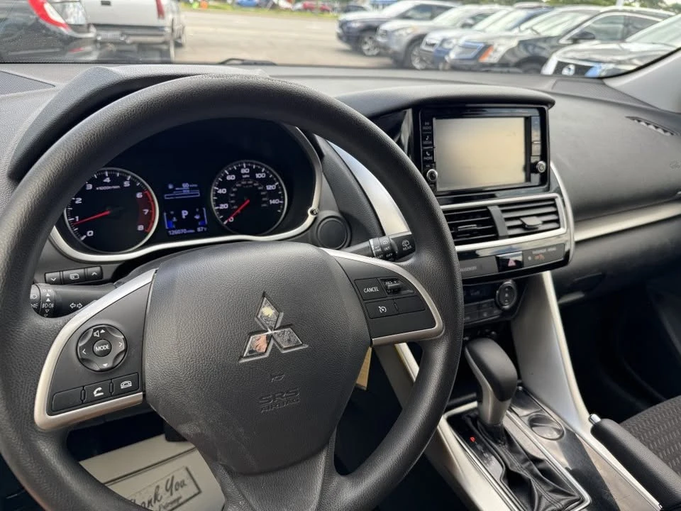 2019 Mitsubishi Eclipse Cross - Image 17 of 20