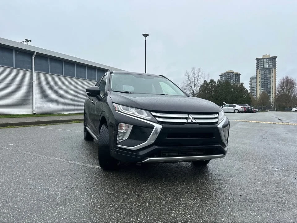 2019 Mitsubishi Eclipse Cross - Image 3 of 15