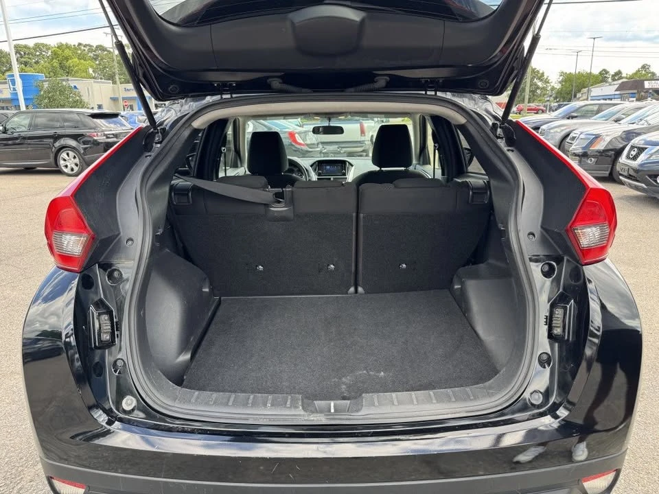 2019 Mitsubishi Eclipse Cross - Image 11 of 20