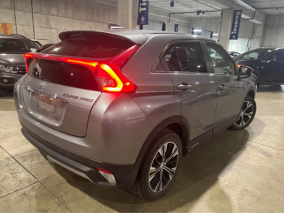 2019 Mitsubishi Eclipse Cross - Image 4 of 18