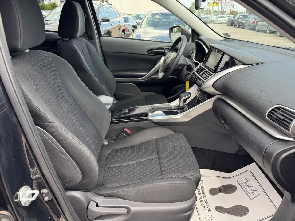 2019 Mitsubishi Eclipse Cross - Image 12 of 20