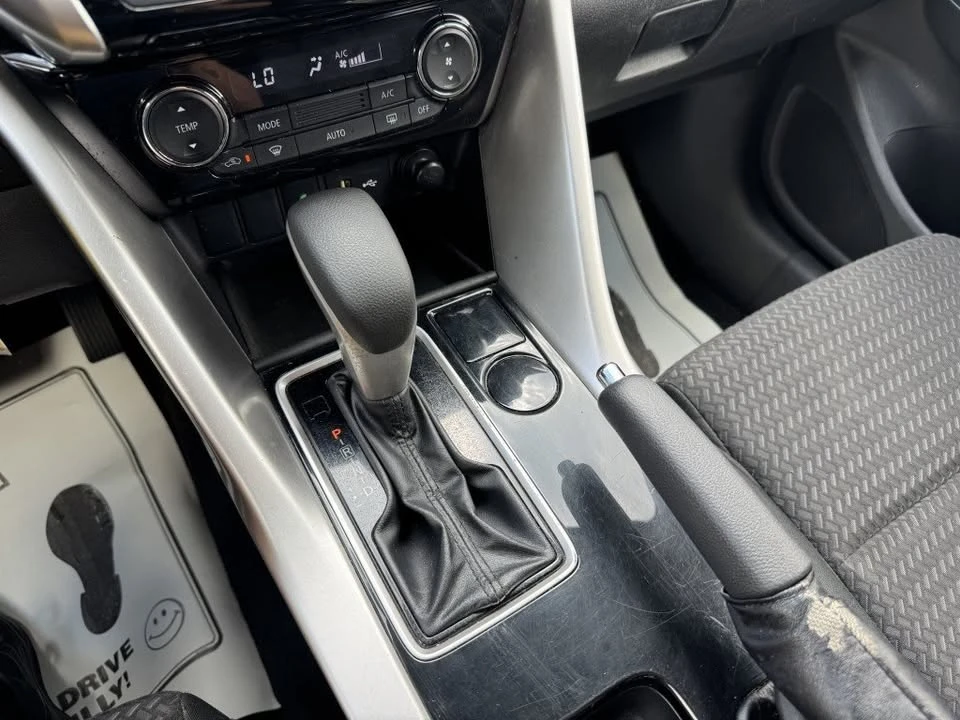 2019 Mitsubishi Eclipse Cross - Image 19 of 20