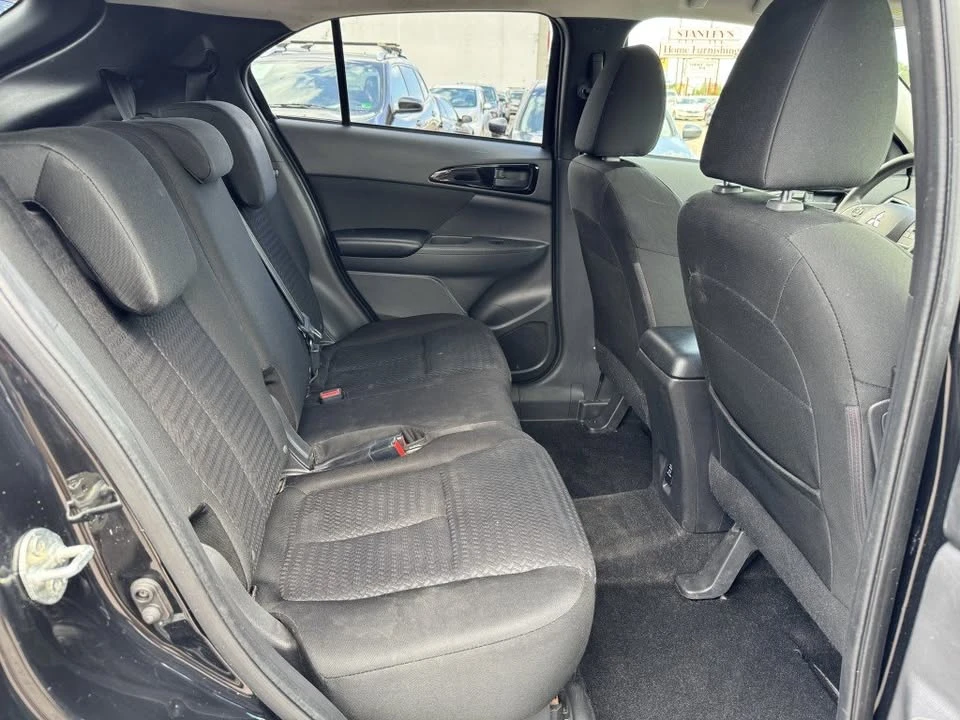 2019 Mitsubishi Eclipse Cross - Image 14 of 20