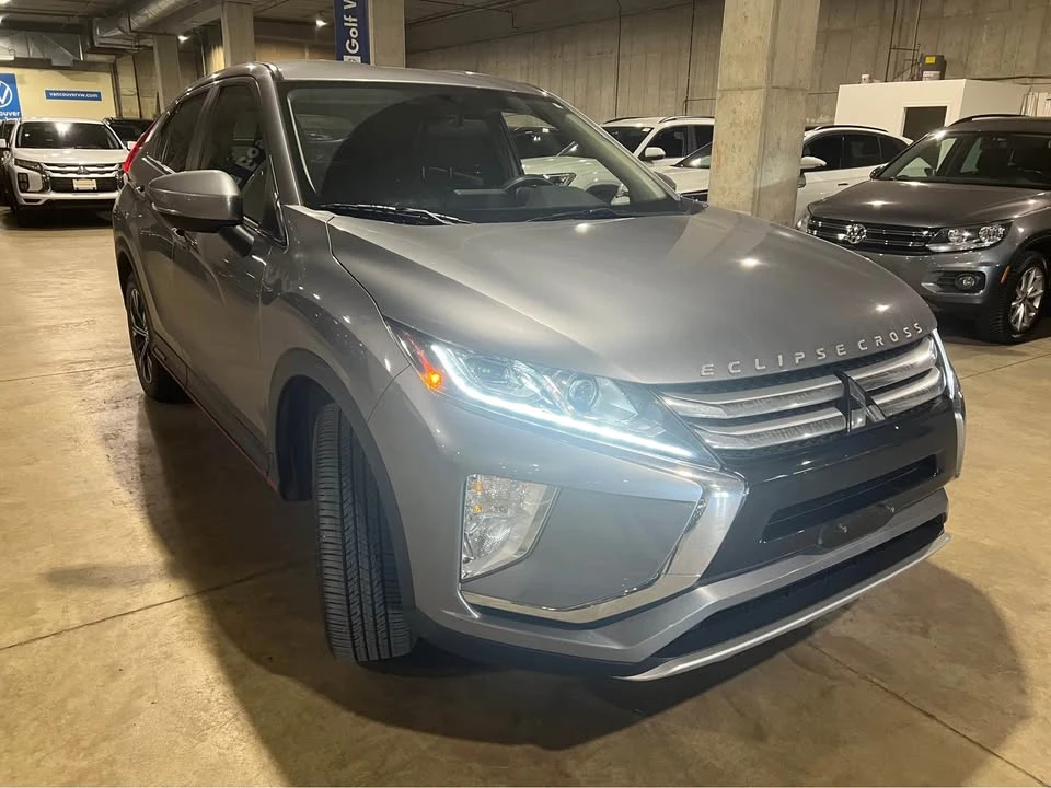 2019 Mitsubishi Eclipse Cross - Image 3 of 18