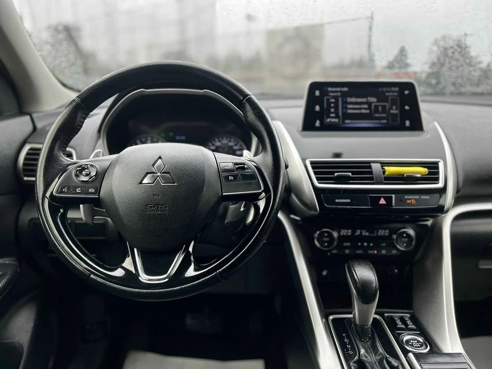 2019 Mitsubishi Eclipse Cross - Image 8 of 13