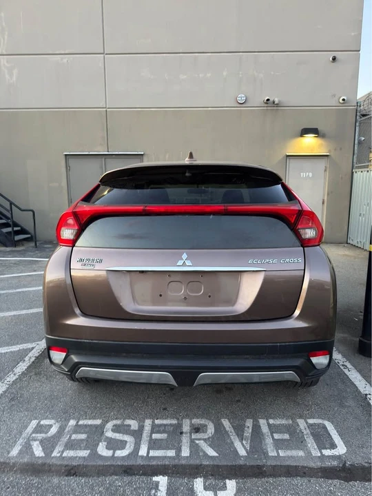2019 Mitsubishi Eclipse Cross - Image 6 of 17