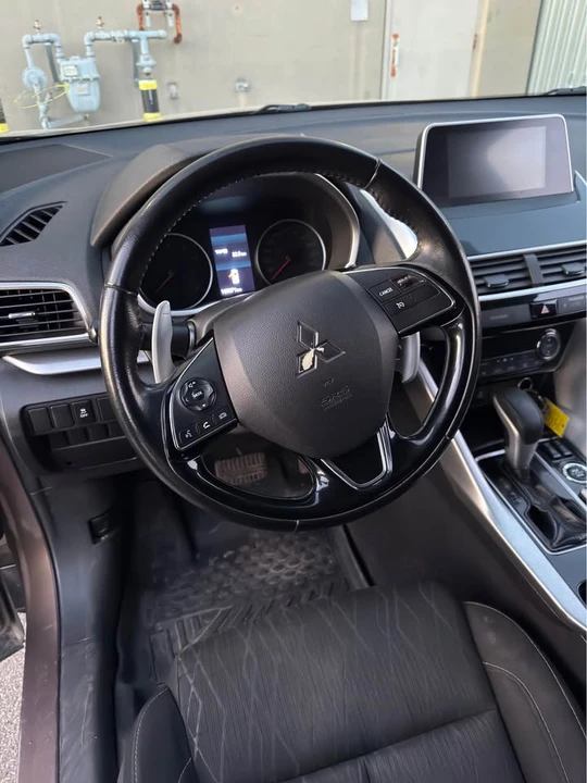 2019 Mitsubishi Eclipse Cross - Image 11 of 17