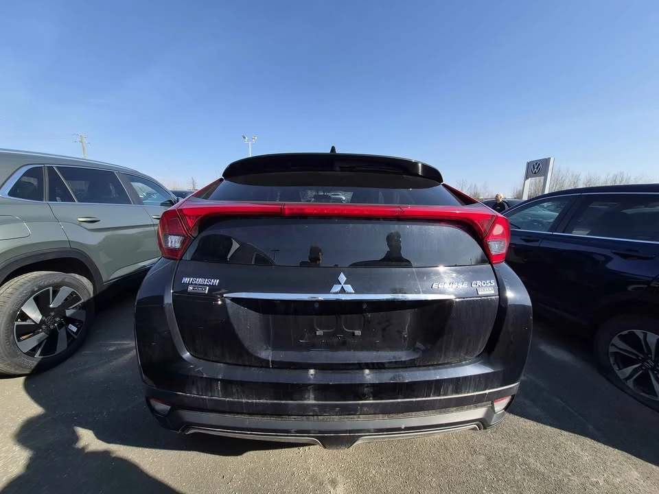2019 Mitsubishi Eclipse Cross - Image 5 of 9