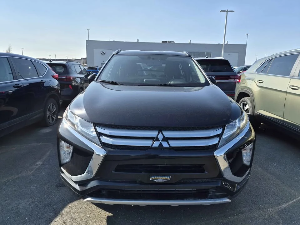 2019 Mitsubishi Eclipse Cross - Image 2 of 9