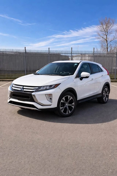 2019 Mitsubishi Eclipse Cross - Image 3 of 4