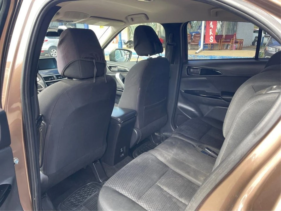 2019 Mitsubishi Eclipse Cross - Image 17 of 20