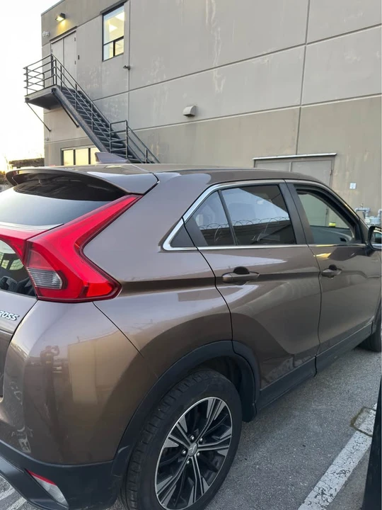 2019 Mitsubishi Eclipse Cross - Image 7 of 16