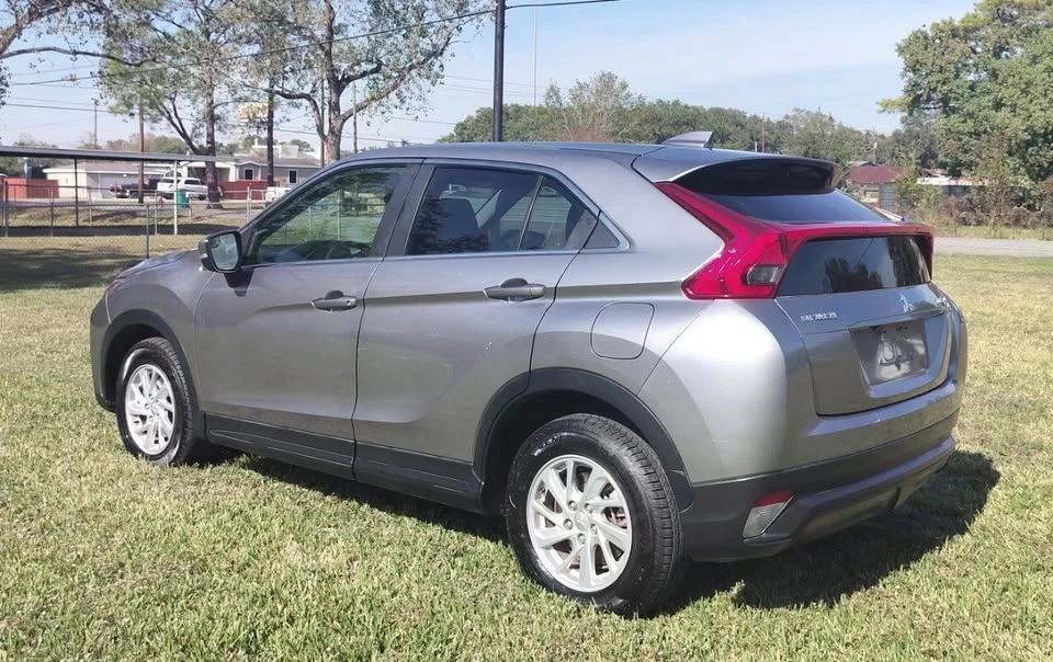 2019 Mitsubishi Eclipse Cross - Image 5 of 13