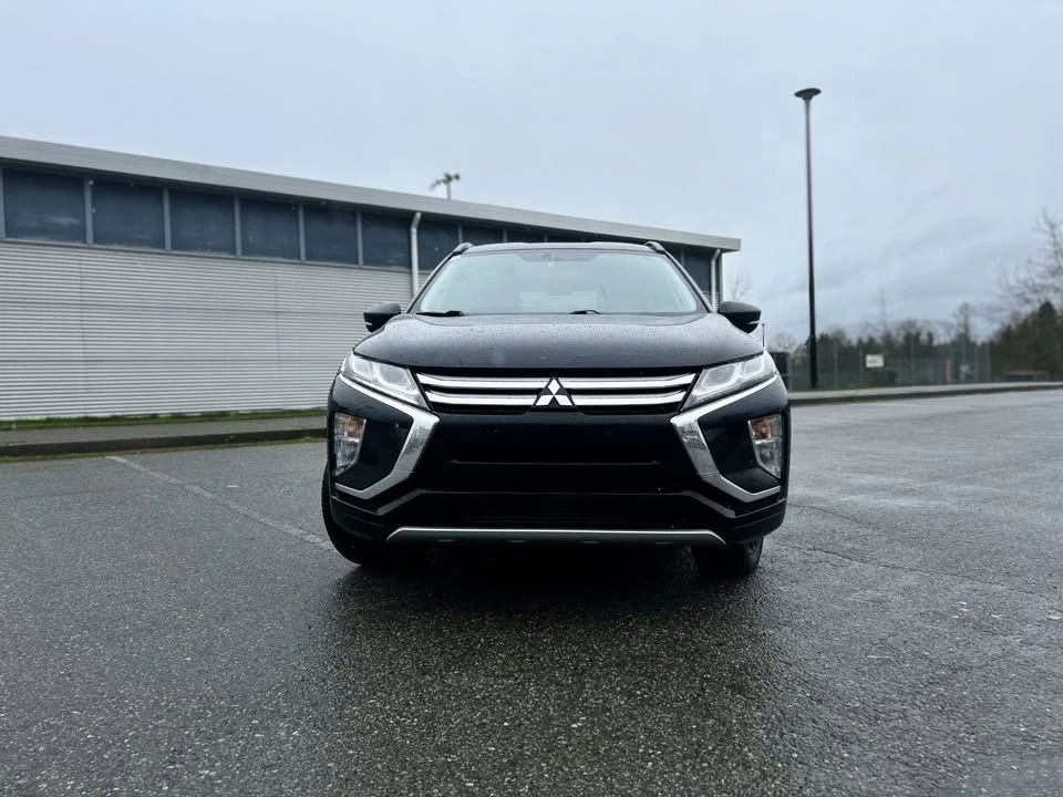 2019 Mitsubishi Eclipse Cross - Image 2 of 16
