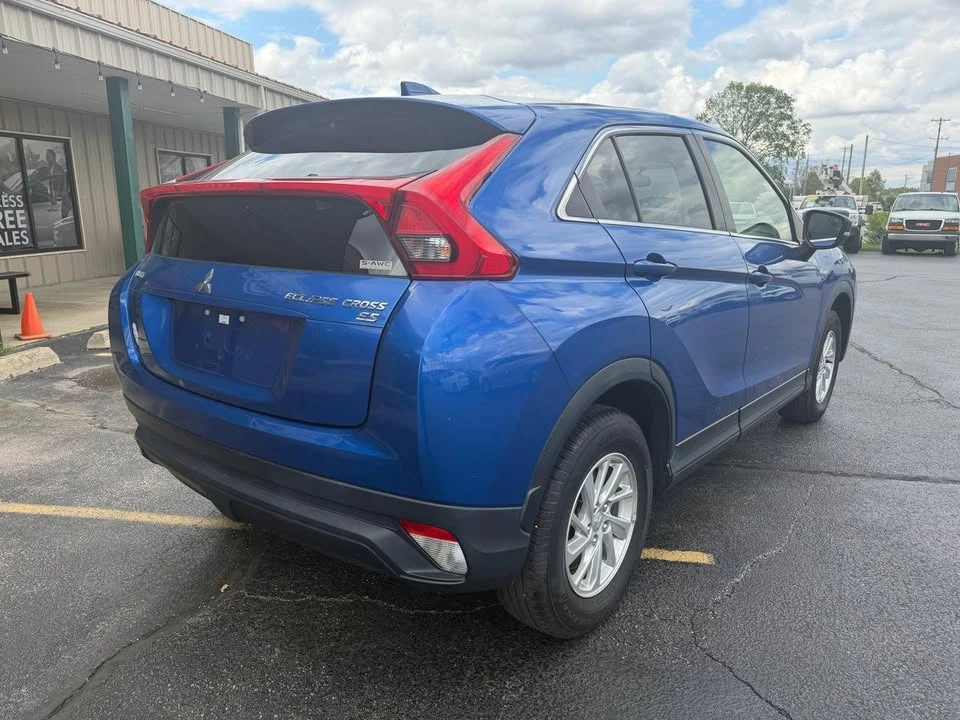 2019 Mitsubishi Eclipse Cross - Image 3 of 20