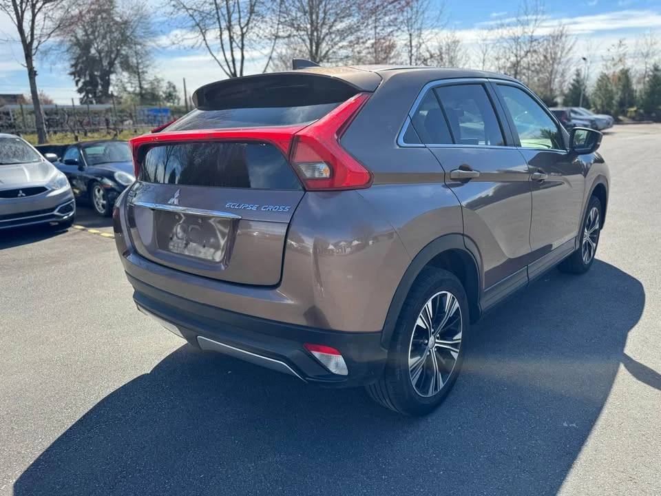2019 Mitsubishi Eclipse Cross - Image 4 of 15