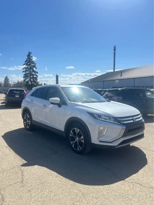 2019 Mitsubishi Eclipse Cross - Image 2 of 10