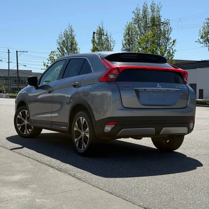 2019 Mitsubishi Eclipse Cross - Image 6 of 12