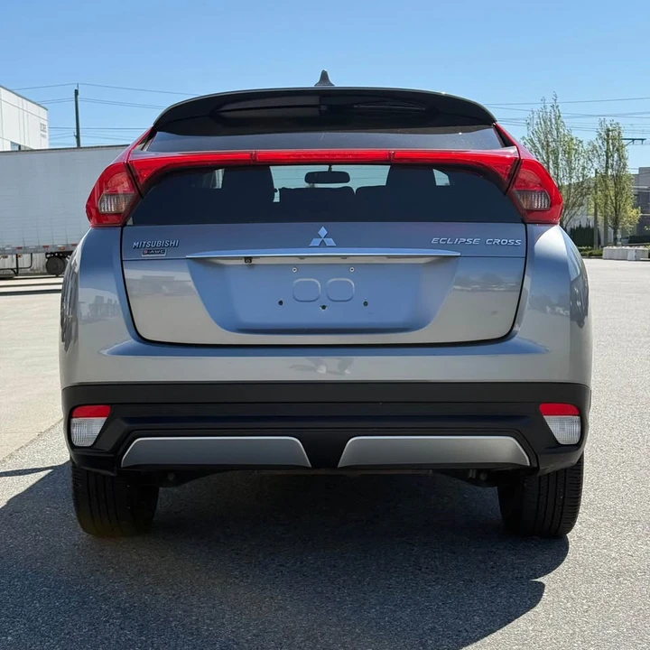 2019 Mitsubishi Eclipse Cross - Image 5 of 12