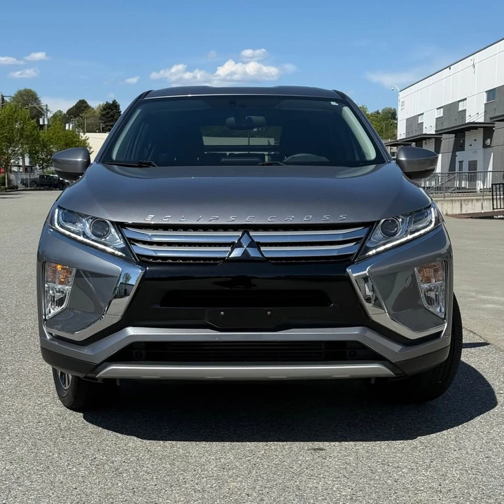 2019 Mitsubishi Eclipse Cross - Image 2 of 12