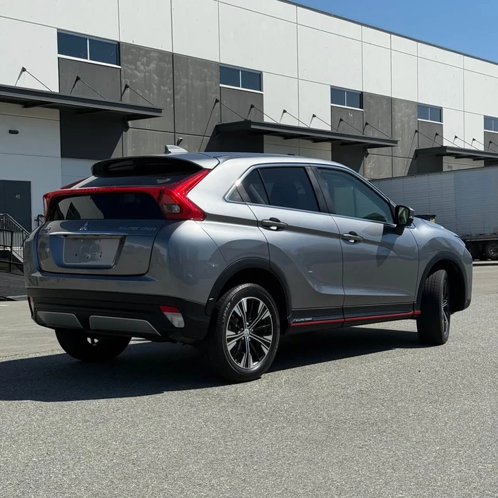 2019 Mitsubishi Eclipse Cross - Image 4 of 12