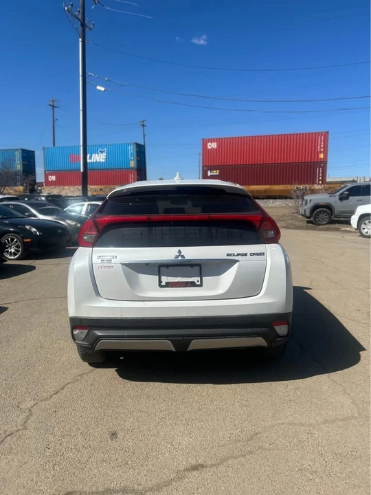 2019 Mitsubishi Eclipse Cross - Image 3 of 10