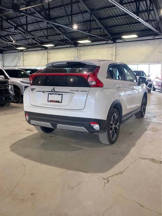 2019 Mitsubishi Eclipse Cross - Image 7 of 11