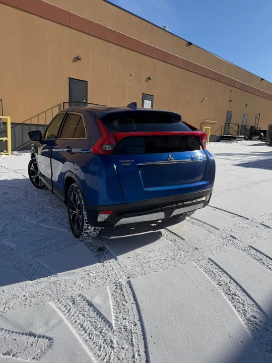 2019 Mitsubishi Eclipse Cross - Image 3 of 4