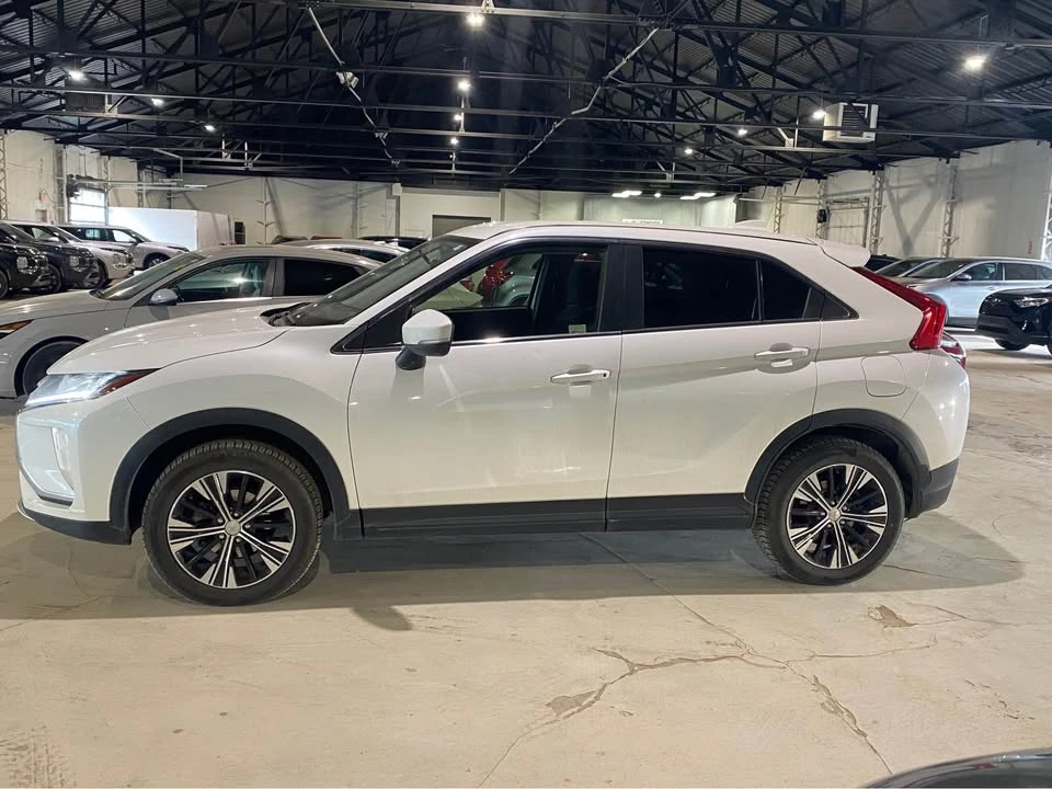 2019 Mitsubishi Eclipse Cross - Image 4 of 11