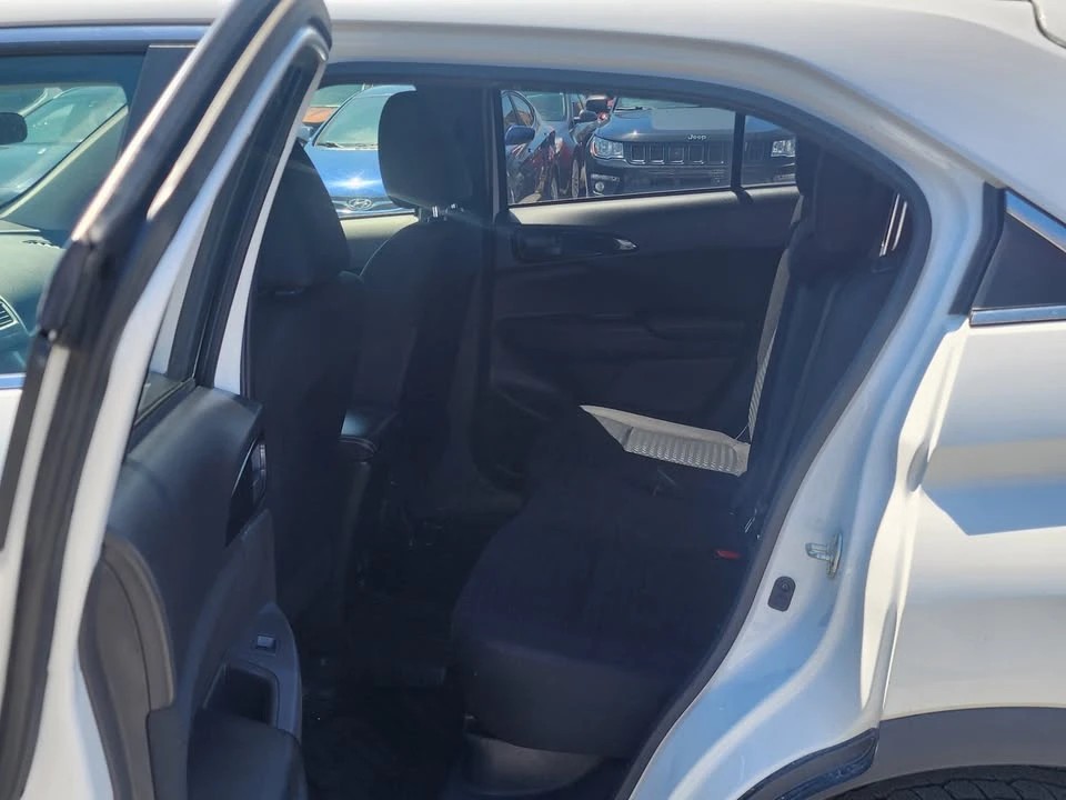 2019 Mitsubishi Eclipse Cross - Image 11 of 20
